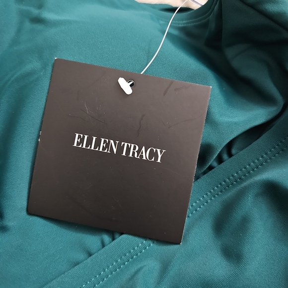 ELLEN TRACY High Keyhole Neck One Piece Swimsuit Emerald Green Ruched Size 10 - Picture 4 of 4